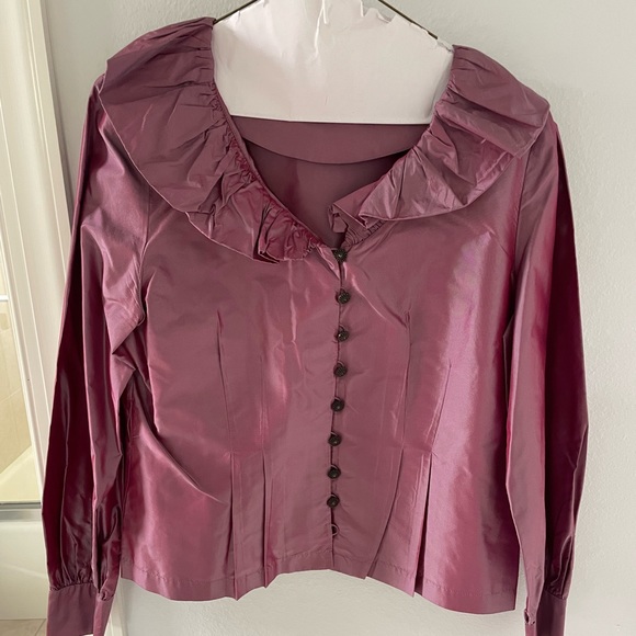 Dana Buchman Tops - Dana Buchman silk blouse.